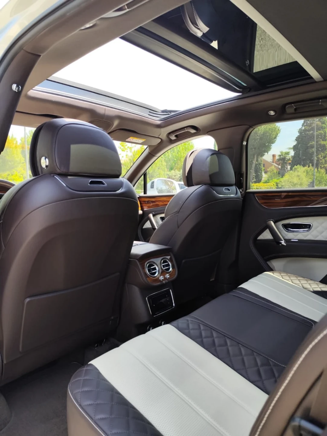 Bentley Bentayga " CENTENARIO " EDITION